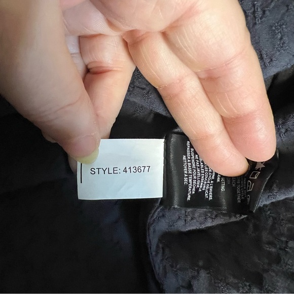 Chic navy blue Camber&Grace Women's Blouse - Picture 6 of 10